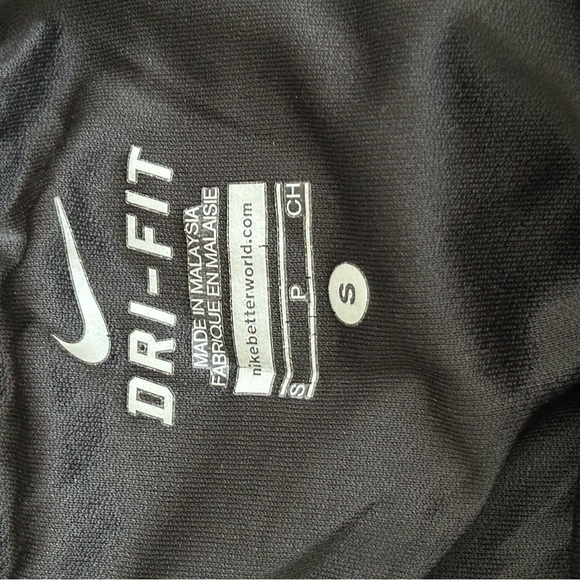 Nike Shorts - Picture 4 of 4
